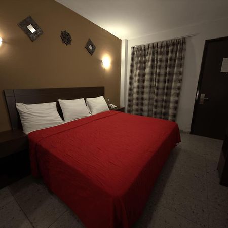 ורקרוז Hotel Rolovi מראה חיצוני תמונה