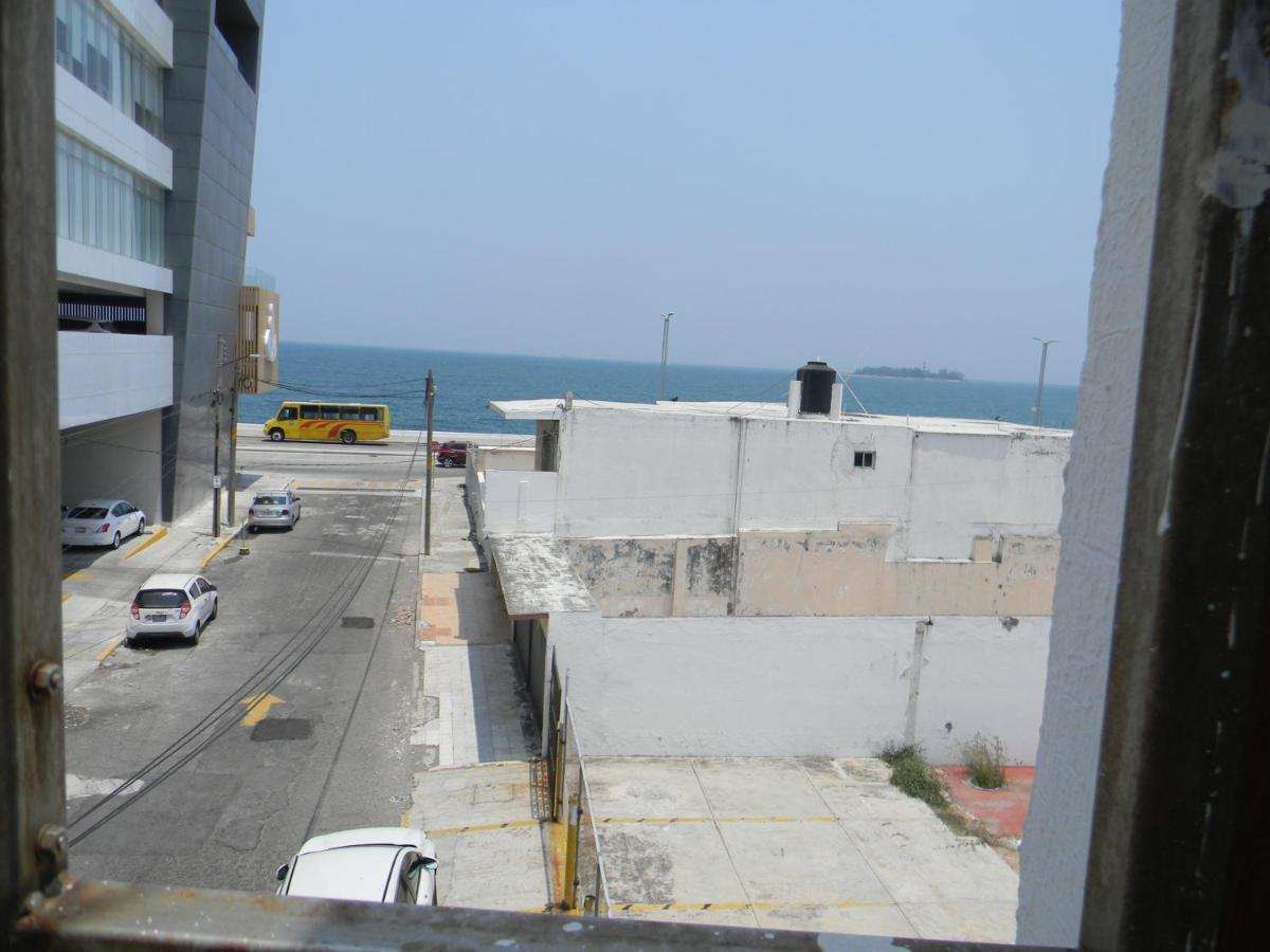 ורקרוז Hotel Rolovi מראה חיצוני תמונה